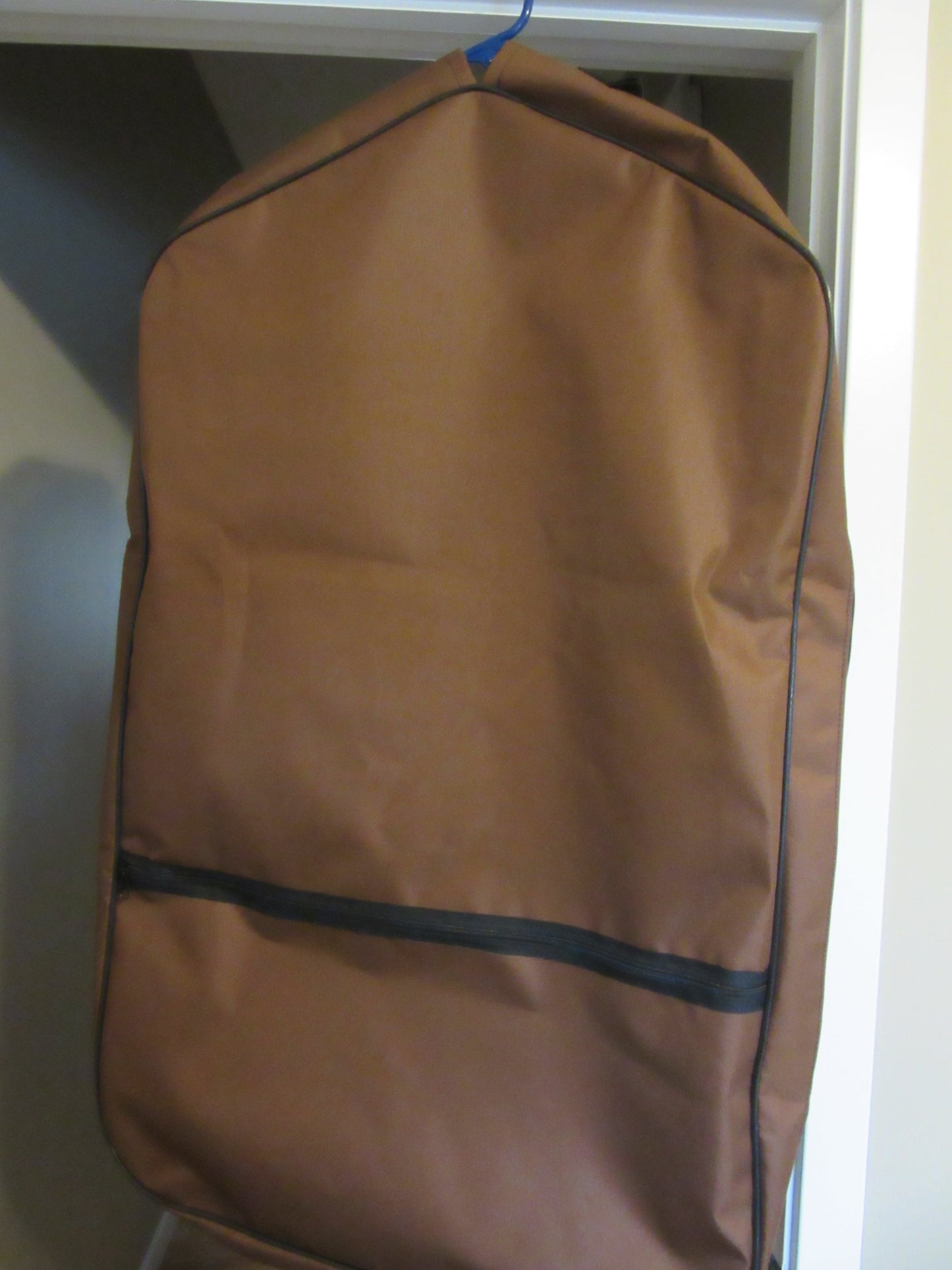 World Class Equine Garment Bag XL J500